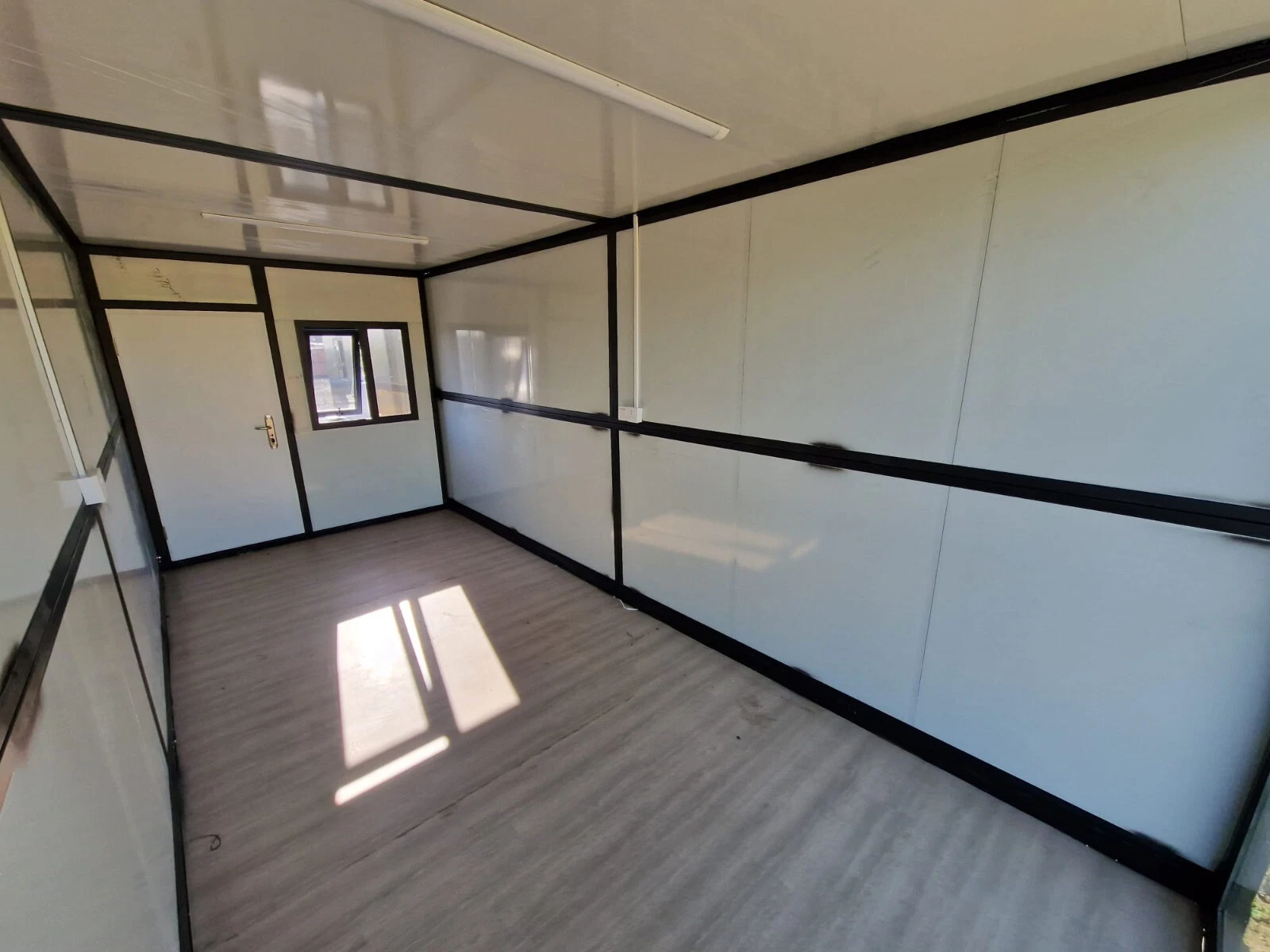 Expandable Folding Container Tiny Home – Portable Office, Site Cabin & Summer House